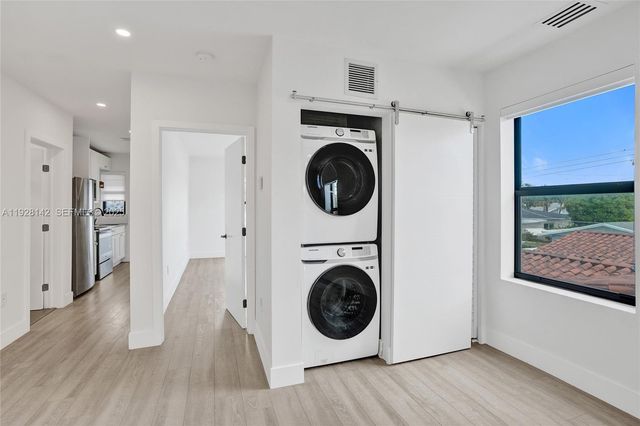 1721 SW 13th St 4, Miami, FL 33145