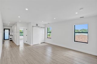 1721 SW 13th St 4, Miami, FL 33145