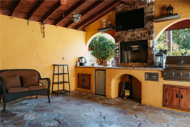 108 Coral View, Monterey Park, CA 91755