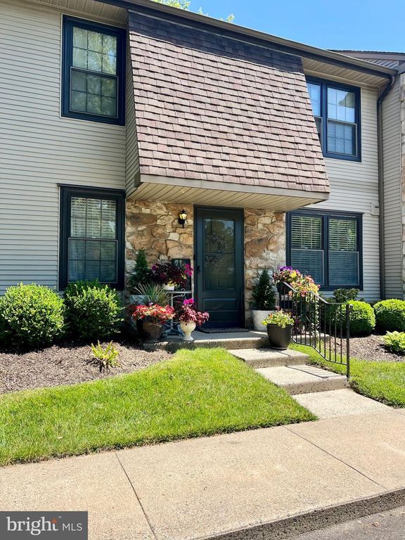 291 SASSAFRAS CT, Warrington, PA 18976