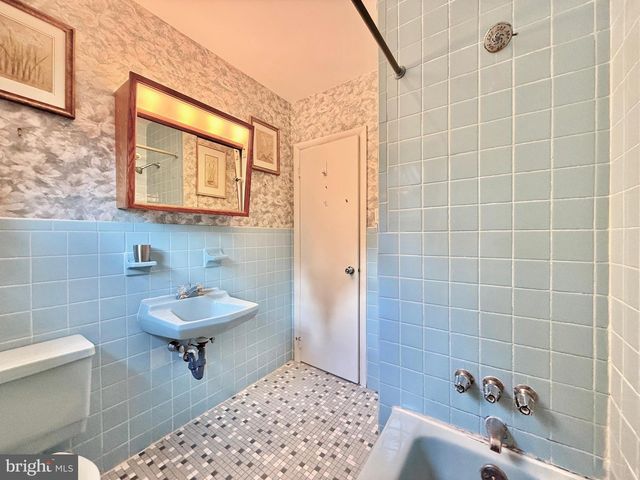 1309 MAYS LANDING RD, Hammonton, NJ 08037