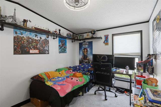 20689 Seneca Drive, Clinton Township, MI 48036