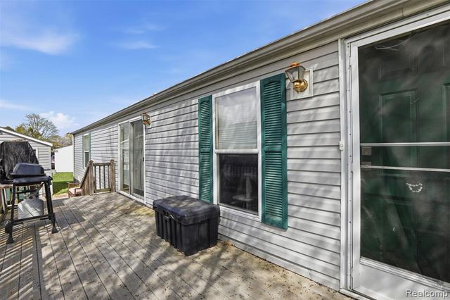 20689 Seneca Drive, Clinton Township, MI 48036