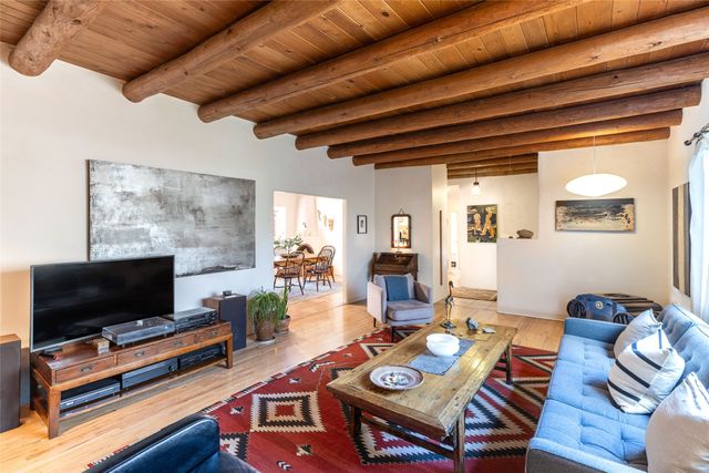 616 Camino Rancheros, Santa Fe, NM 87505
