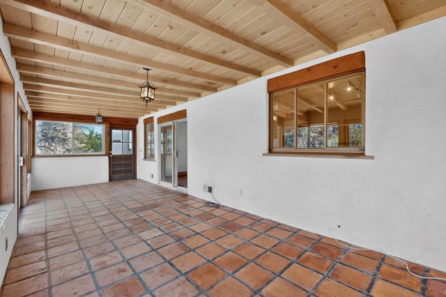 616 Camino Rancheros, Santa Fe, NM 87505