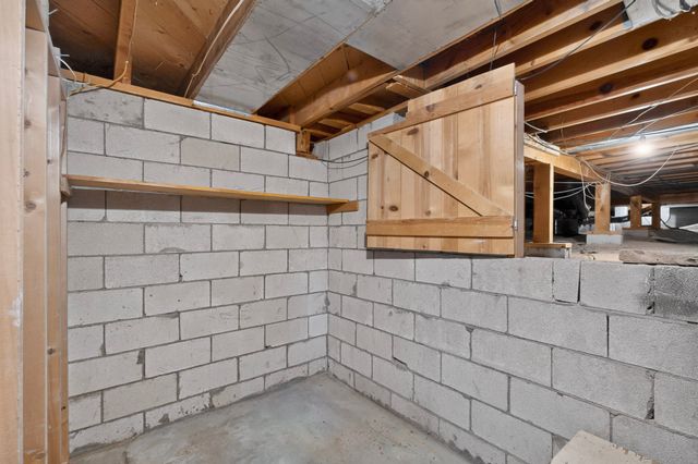 616 Camino Rancheros, Santa Fe, NM 87505