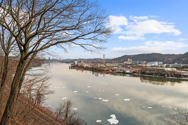 7005 Ohio River Blvd, Ben Avon, PA 15202