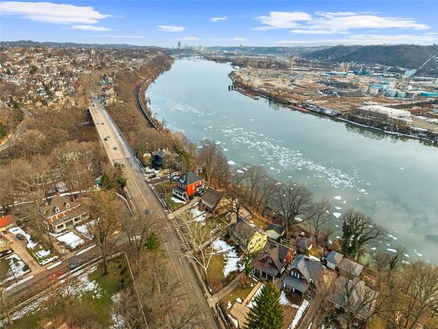 7005 Ohio River Blvd, Ben Avon, PA 15202