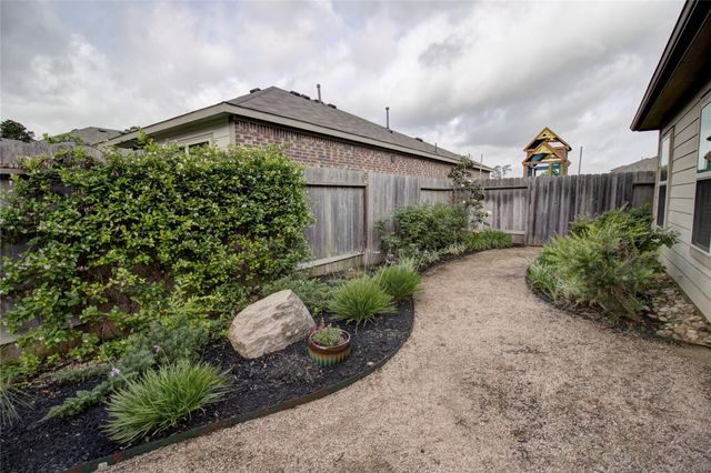 188 Courageous Side Way, Magnolia, TX 77354