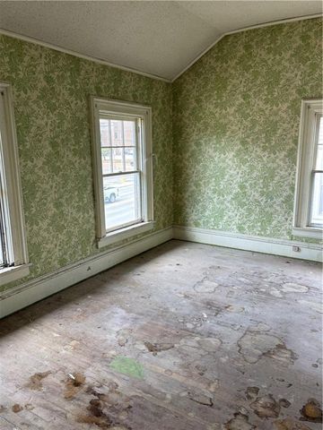 218 S 16th Street, Parsons, KS 67357