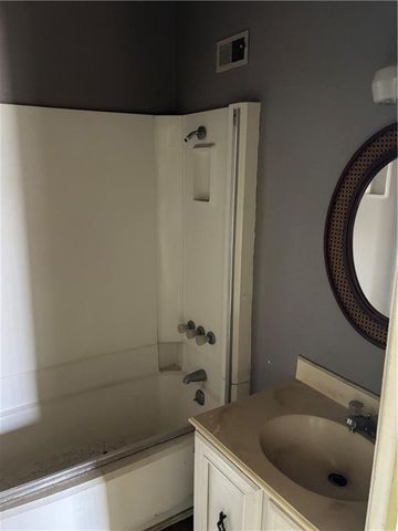 218 S 16th Street, Parsons, KS 67357