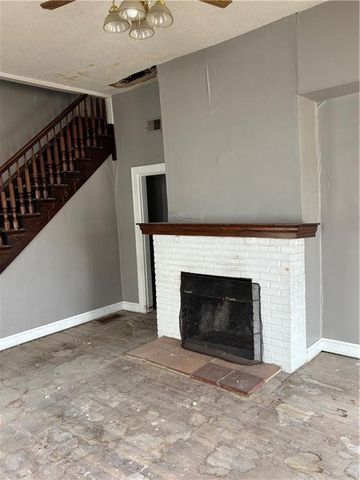 218 S 16th Street, Parsons, KS 67357