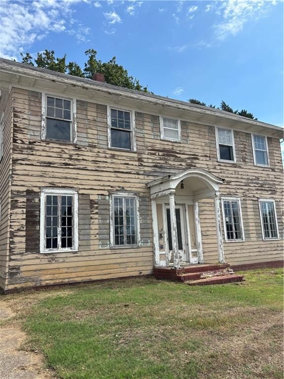 218 S 16th Street, Parsons, KS 67357