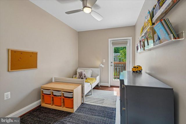 1203 STAPLES ST NE, Washington, DC 20002