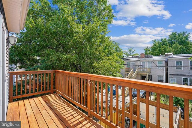 1203 STAPLES ST NE, Washington, DC 20002