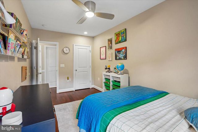 1203 STAPLES ST NE, Washington, DC 20002