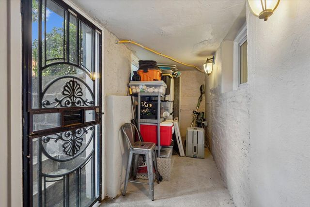 1203 STAPLES ST NE, Washington, DC 20002