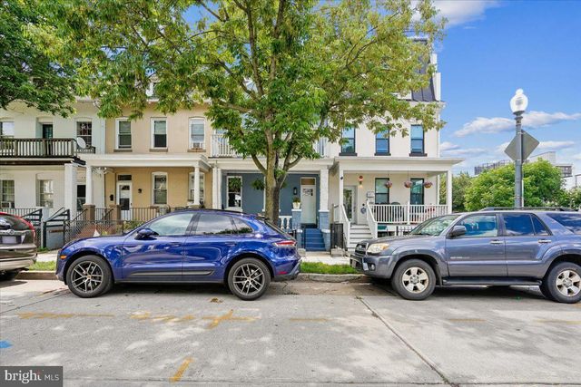 1203 STAPLES ST NE, Washington, DC 20002