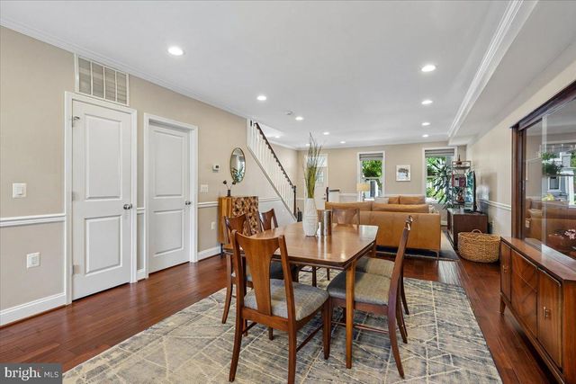 1203 STAPLES ST NE, Washington, DC 20002