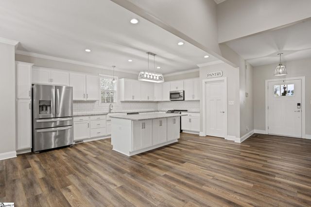 111 Michelle Drive, Chesnee, SC 29323