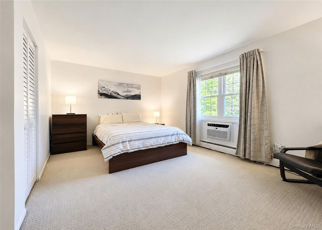 460 Old Town Road 3K, Port Jefferson Station, NY 11776