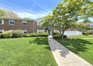 460 Old Town Road 3K, Port Jefferson Station, NY 11776