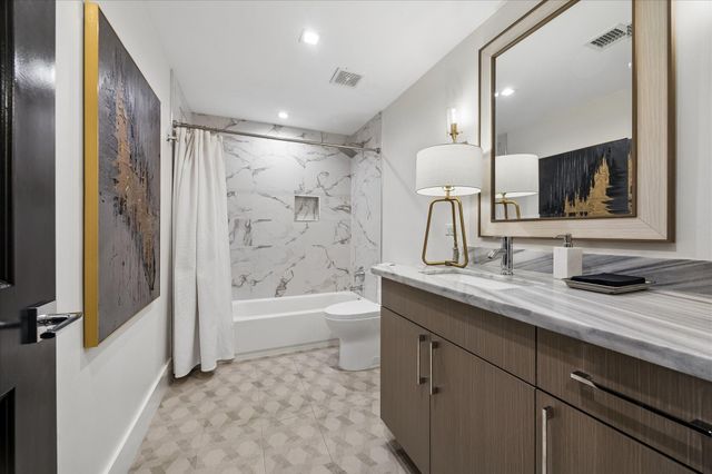 14 Greenway Plaza 10P, Houston, TX 77046