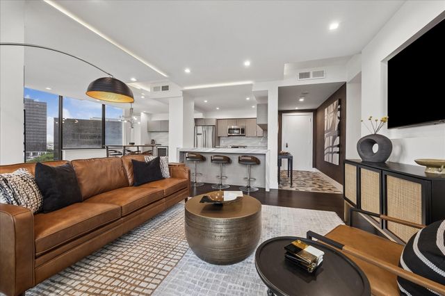 14 Greenway Plaza 10P, Houston, TX 77046