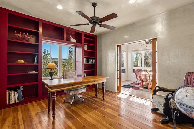 19B Paseo Nopal, Santa Fe, NM 87507