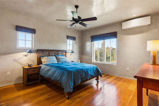 19B Paseo Nopal, Santa Fe, NM 87507