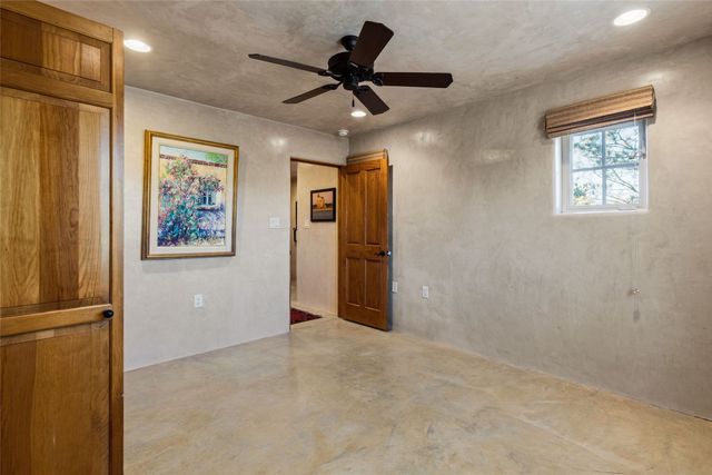 19B Paseo Nopal, Santa Fe, NM 87507