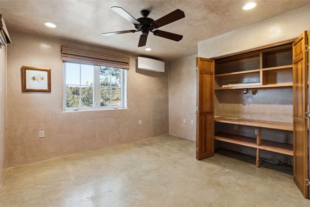 19B Paseo Nopal, Santa Fe, NM 87507