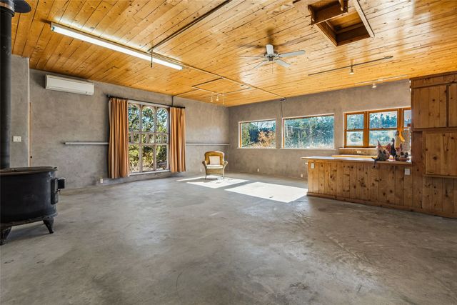 19B Paseo Nopal, Santa Fe, NM 87507