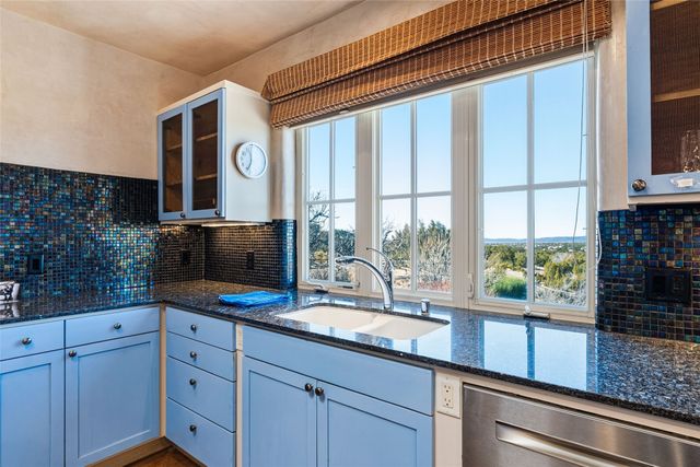 19B Paseo Nopal, Santa Fe, NM 87507