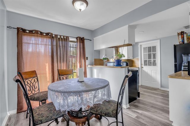 8823 Rutherford Lane, Houston, TX 77088