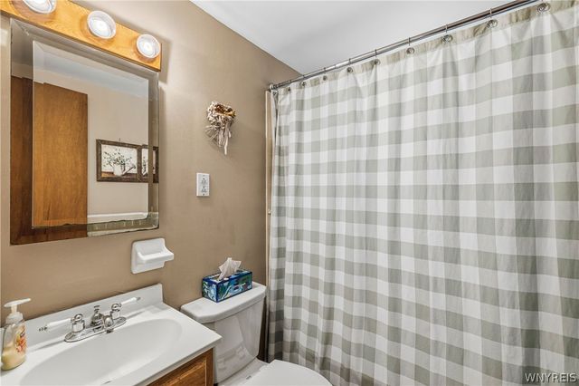 42 Redmond Avenue, Buffalo, NY 14216