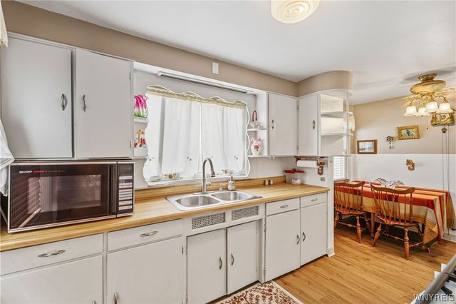 42 Redmond Avenue, Buffalo, NY 14216