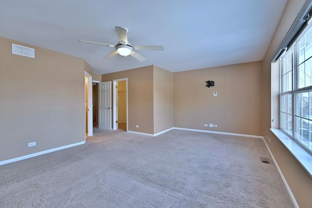 5205 Granite Court, Crystal Lake, IL 60012