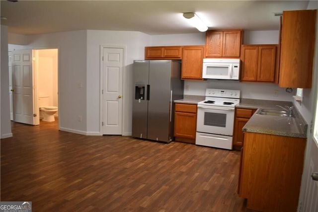 315 Village Chase, Woodstock, GA 30188