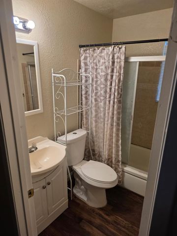 6616 Doreen Way, Sacramento, CA 95823