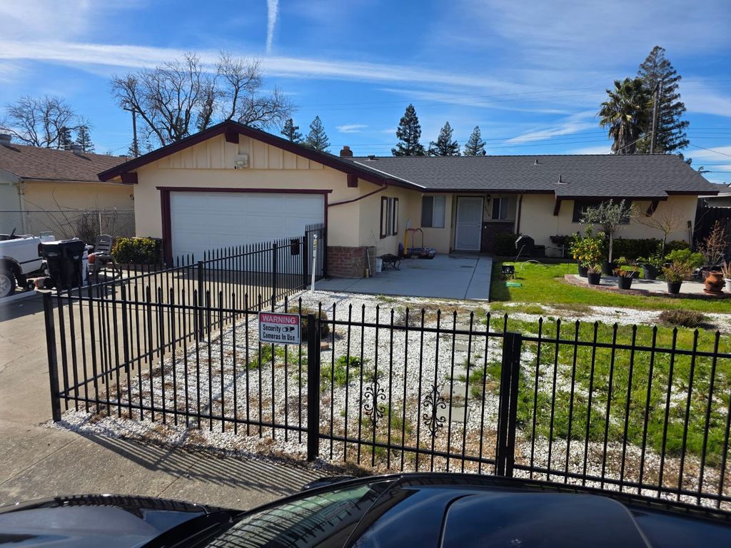 6616 Doreen Way, Sacramento, CA 95823