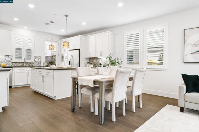 3016 Threecastles Way, Dublin, CA 94568