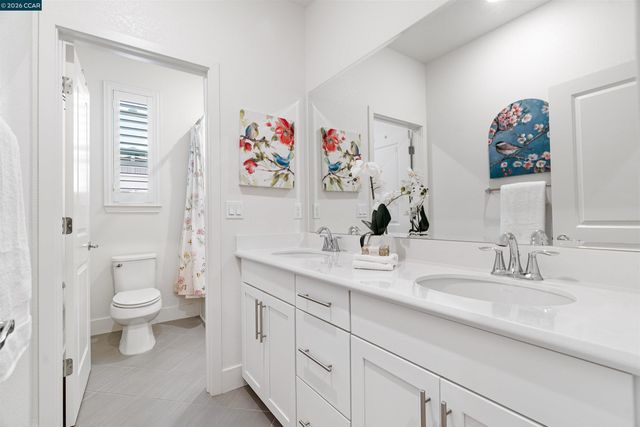 3016 Threecastles Way, Dublin, CA 94568