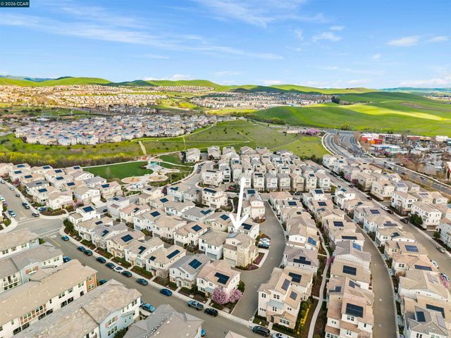 3016 Threecastles Way, Dublin, CA 94568