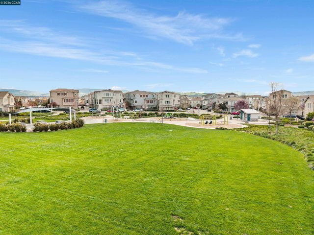 3016 Threecastles Way, Dublin, CA 94568