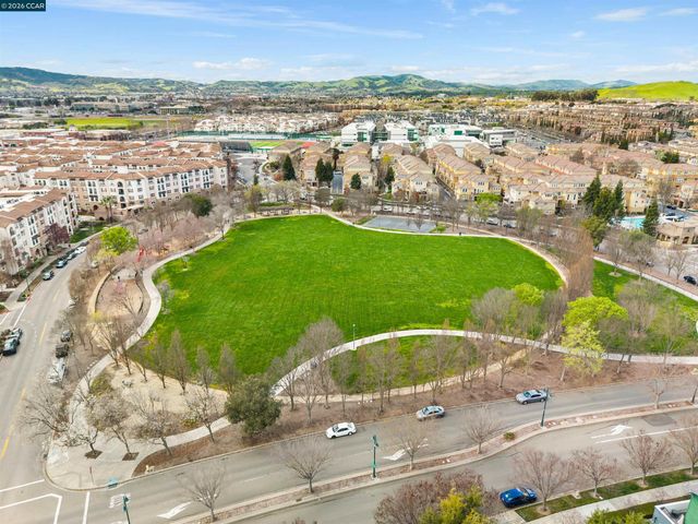 3016 Threecastles Way, Dublin, CA 94568