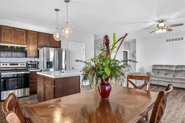 4581 Annandale, Imperial, MO 63052