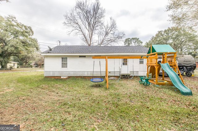 100 Ravenwood Way, Warner Robins, GA 31093