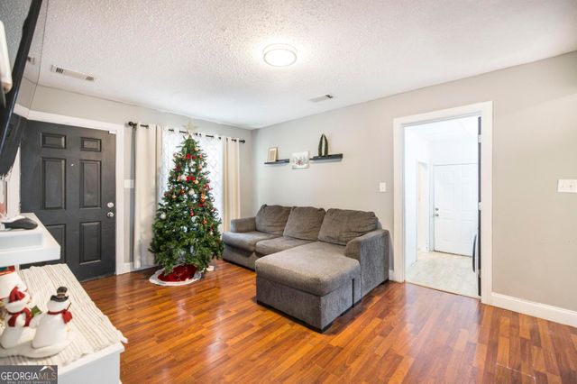 100 Ravenwood Way, Warner Robins, GA 31093