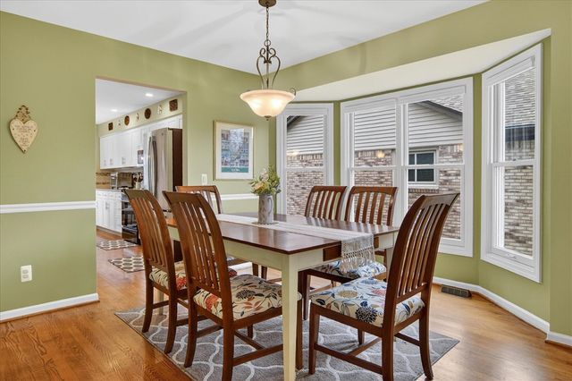 546 Parkland Drive, Rochester Hills, MI 48307